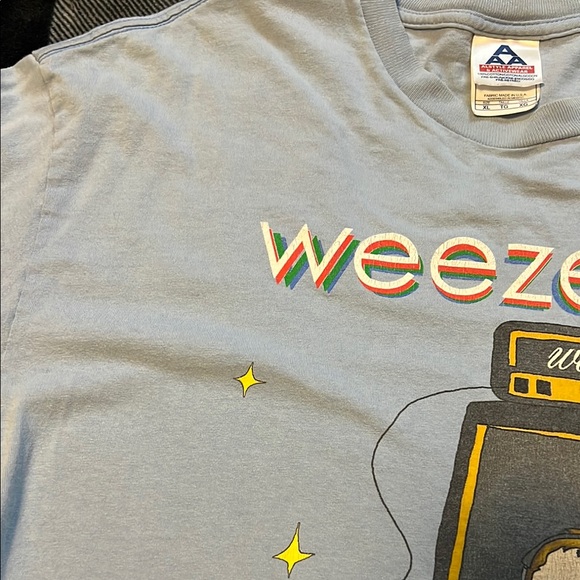 Weezer Enlightenment Tour 2002 Cute Baby Guitarist Graphic Concert Tee. … - Picture 9 of 16
